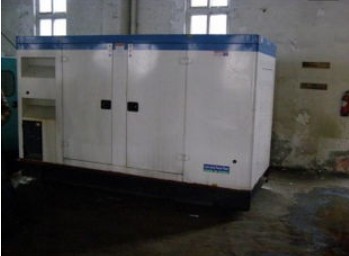 通什镇康明斯150kw大型柴油二手发电机组